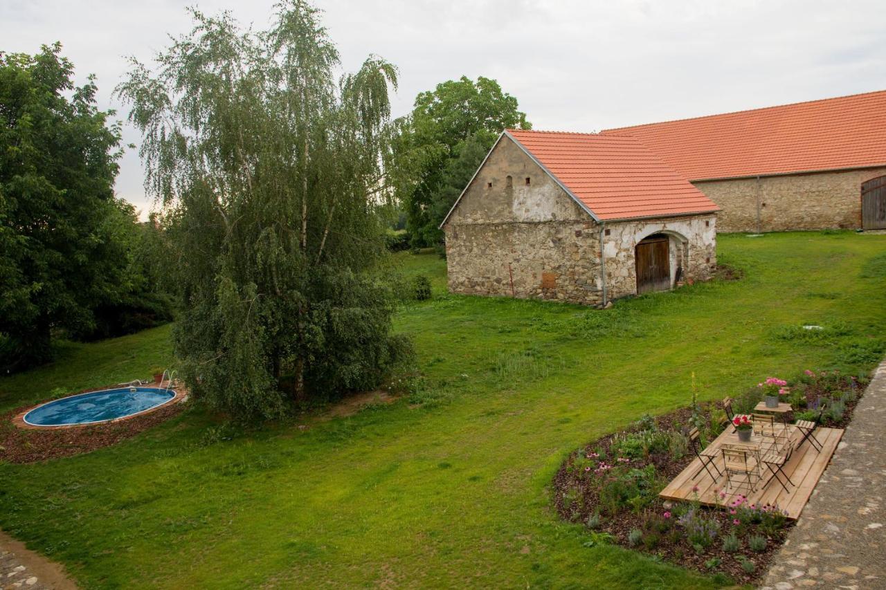 Orechovy Dvur Velke Nepodrice Esterno foto
